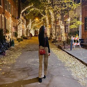 Meet your Posher, Sabrina